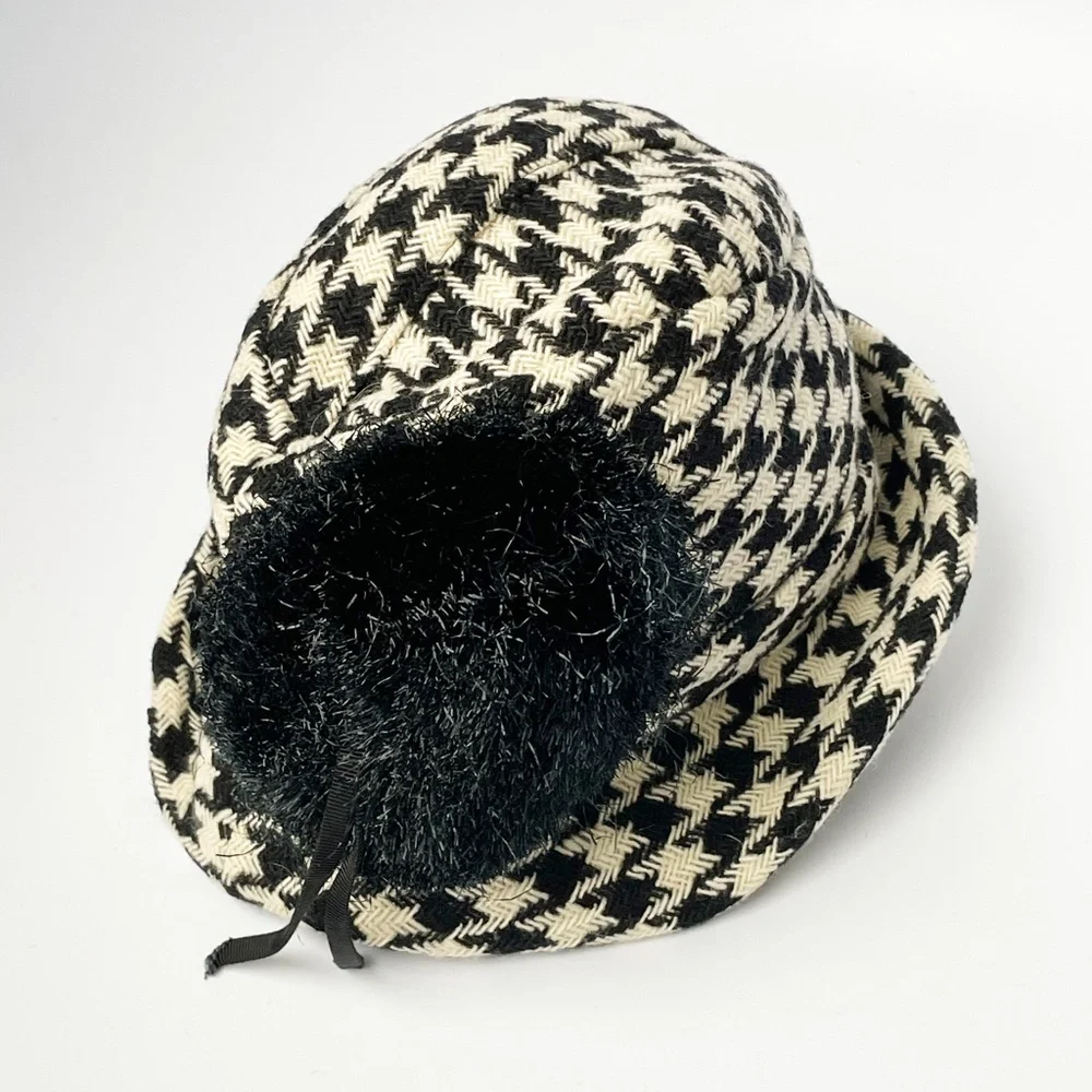 Vintage Adolfo Hat & Scarf Set 2pc Black & White Houndstooth Knit Fringe Rare